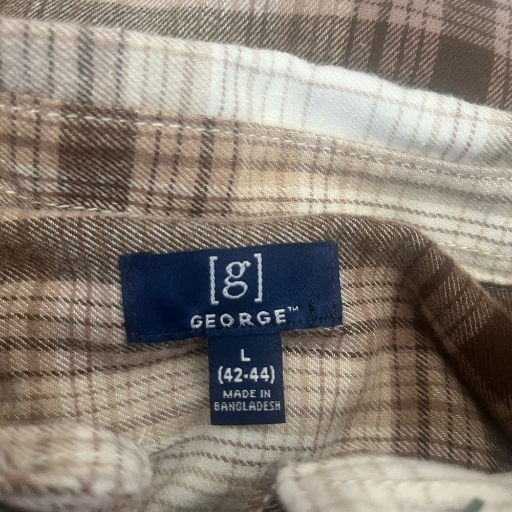 George Flannel - Picture 4 of 4